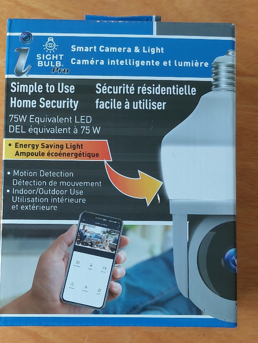 iSight Smart Camera & Light Bulb Indoor Outdoor